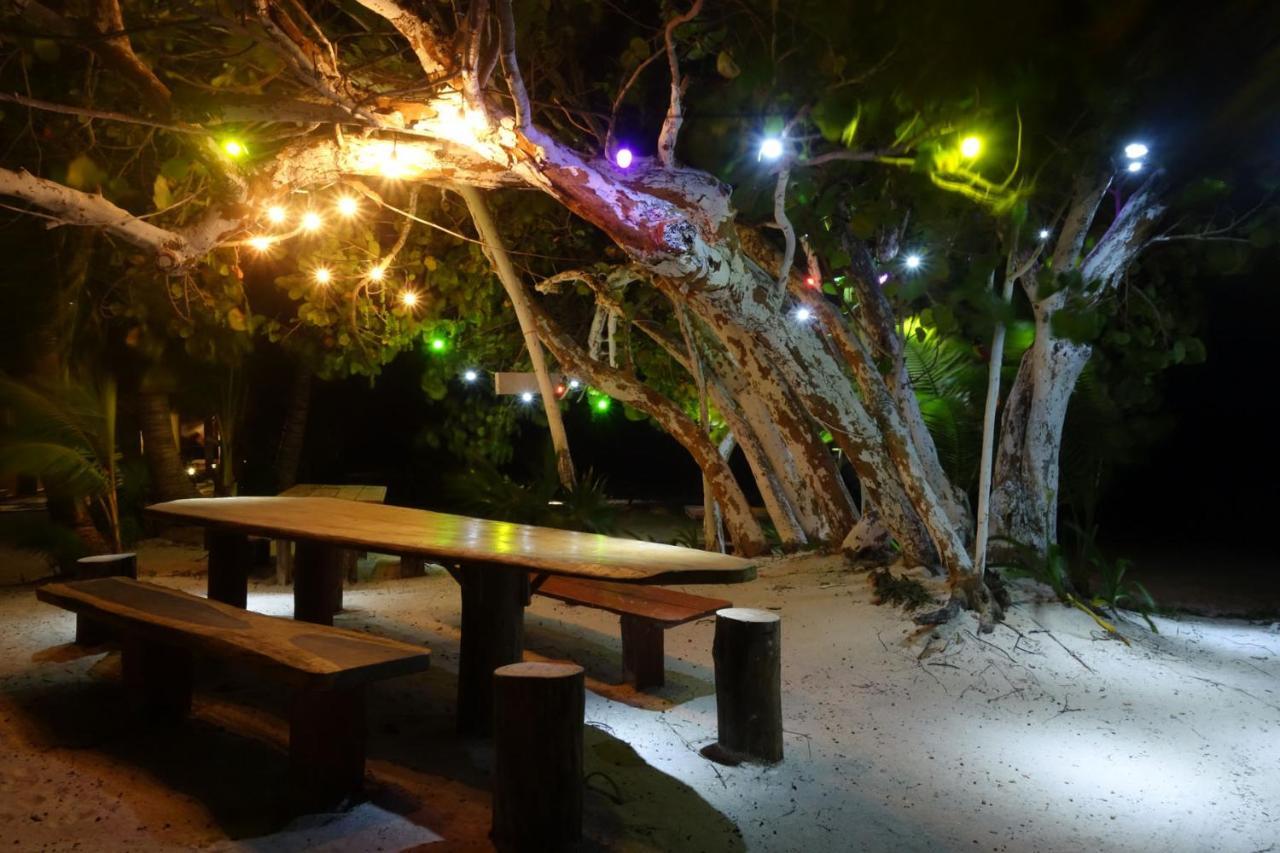 Hotel Maya Luna Adults Only Mahahual Exterior photo